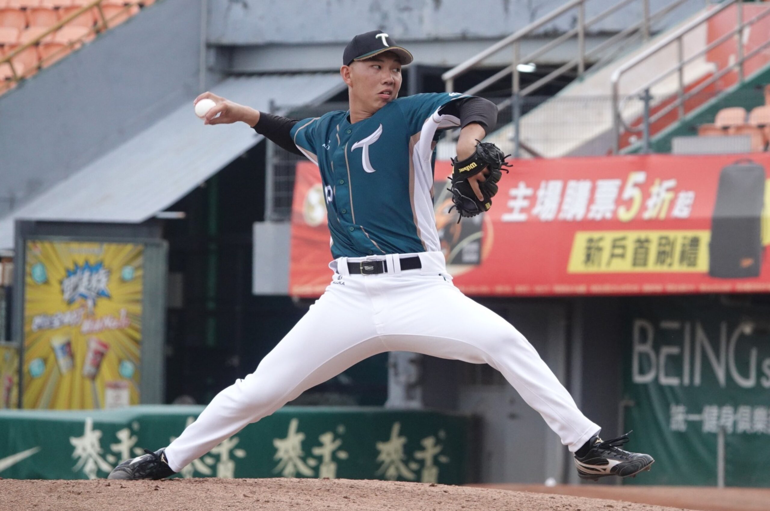 Read more about the article 謝葆錡後援好投 1.1局無失分