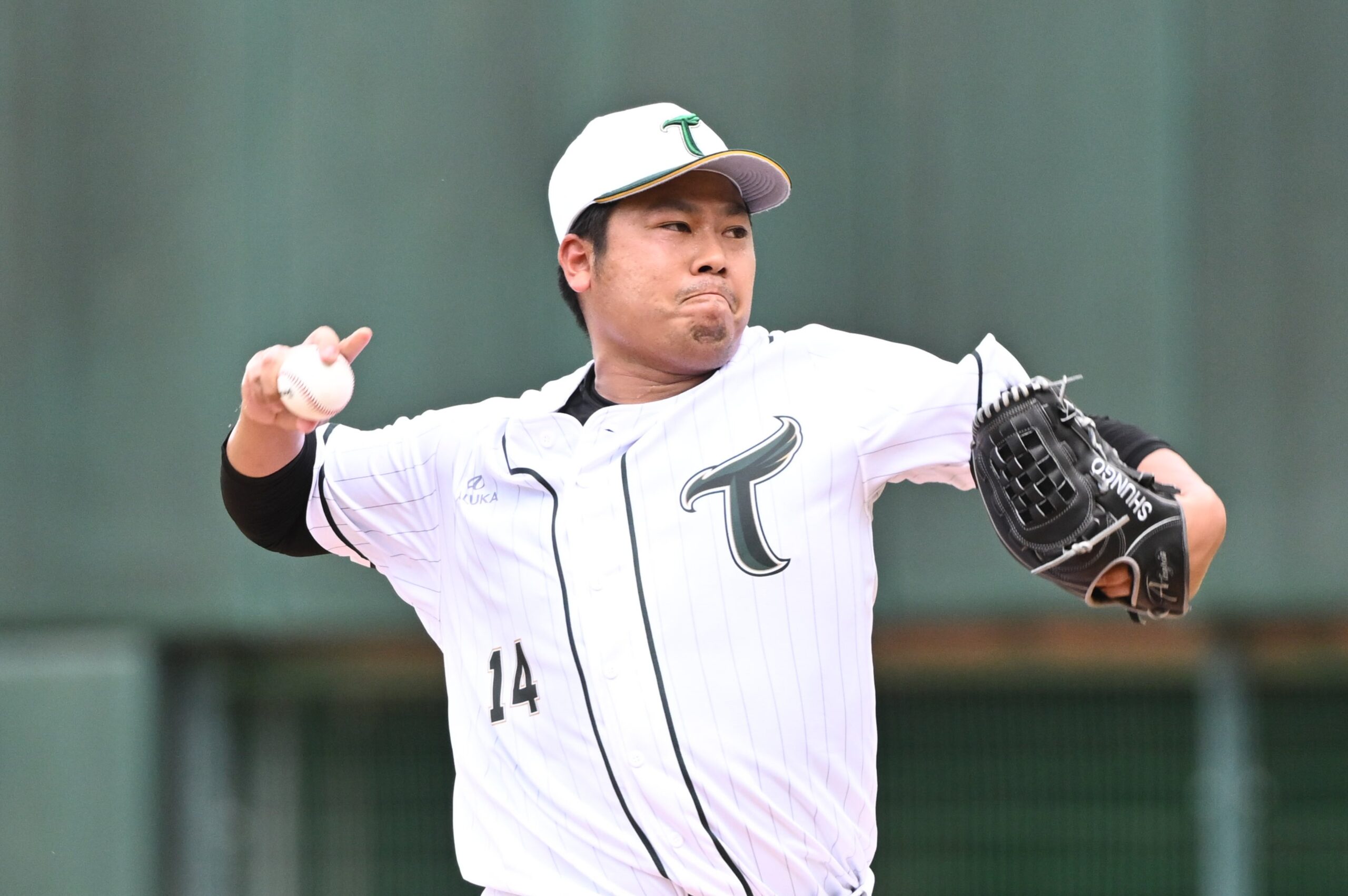 Read more about the article 福永春吾因傷卸下選手身分 轉任台鋼雄鷹投手助理教練