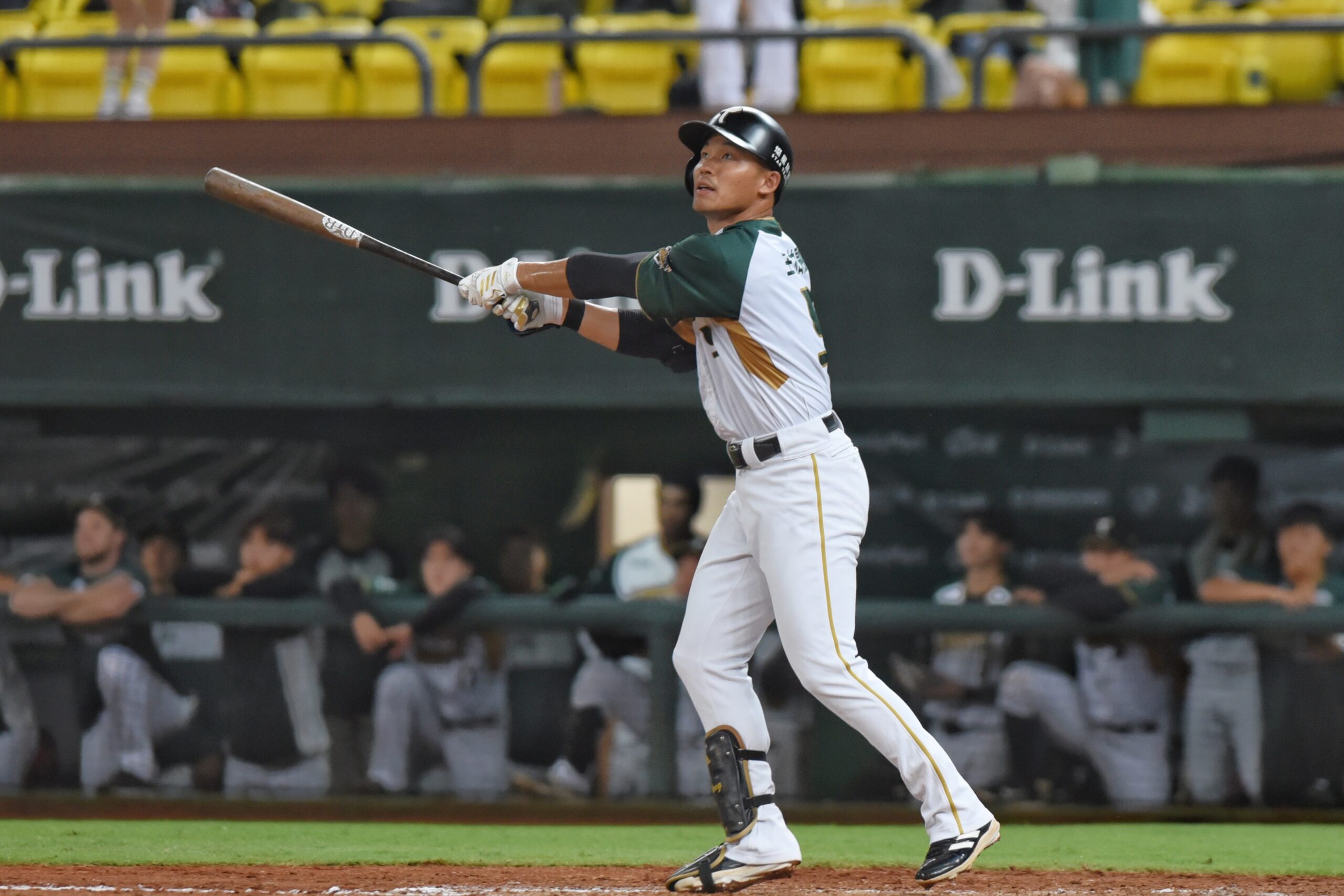 Read more about the article 個人本季第2轟 王柏融轟兩分打點全壘打