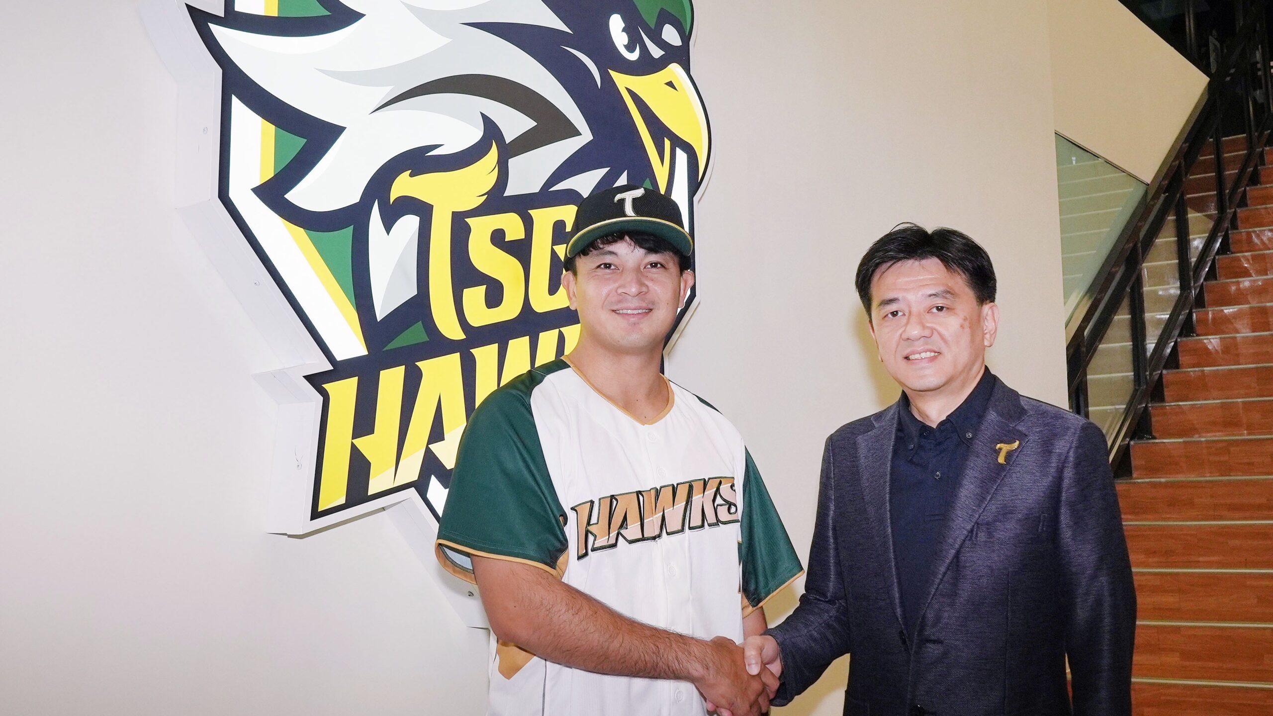 Read more about the article 台鋼雄鷹與統一7-ELEVEN獅完成交易 郭阜林披上59號戰袍